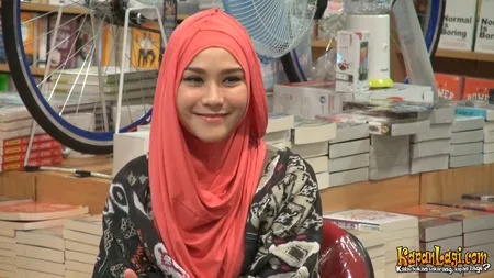 Foto Zaskia Adya Mecca