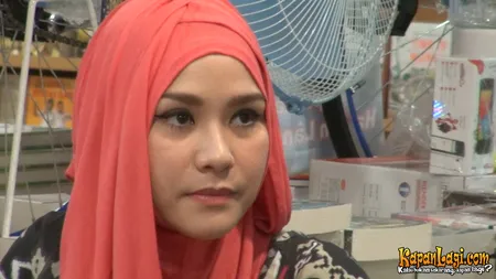 Foto Zaskia Adya Mecca