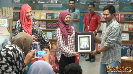 Foto Zaskia Adya Mecca