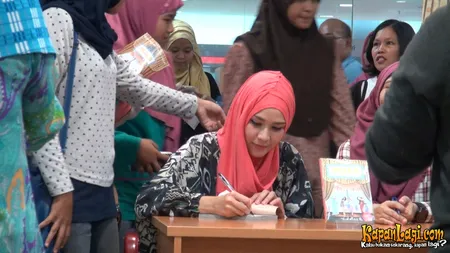 Foto Zaskia Adya Mecca