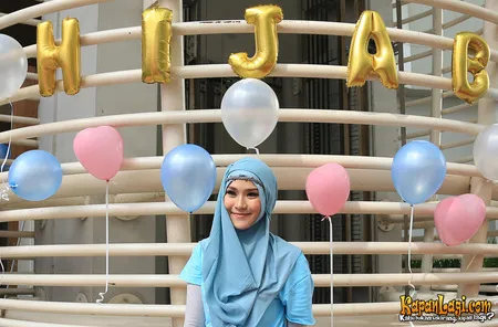 Foto Zaskia Adya Mecca