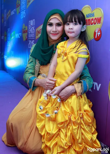 Foto Zaskia Adya Mecca