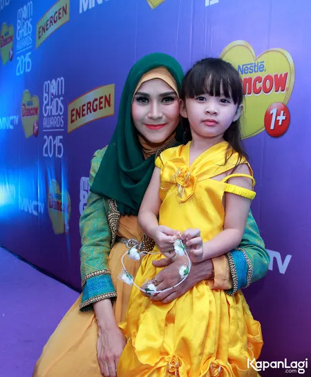 Foto Zaskia Adya Mecca