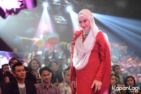 Foto Zaskia Adya Mecca