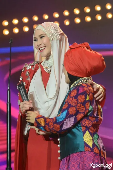 Foto Zaskia Adya Mecca