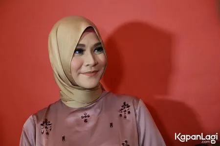 Foto Zaskia Adya Mecca
