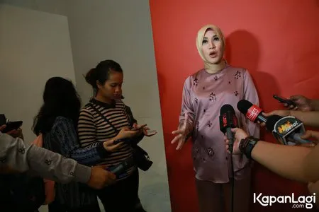 Foto Zaskia Adya Mecca