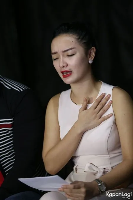 Foto Zaskia Gotik
