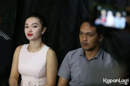 Foto Zaskia Gotik
