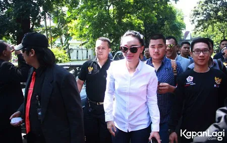 Foto Zaskia Gotik