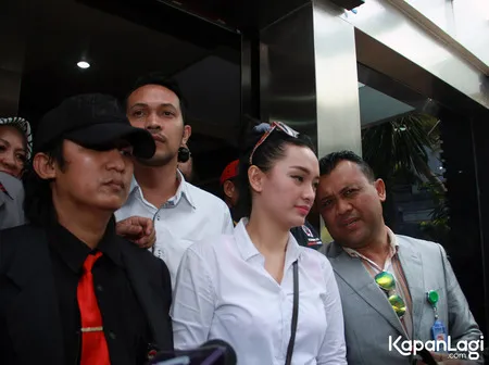 Foto Zaskia Gotik