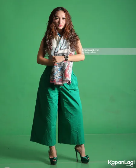 Foto Zaskia Gotik