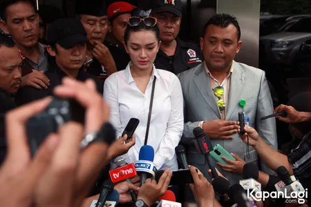 Foto Zaskia Gotik