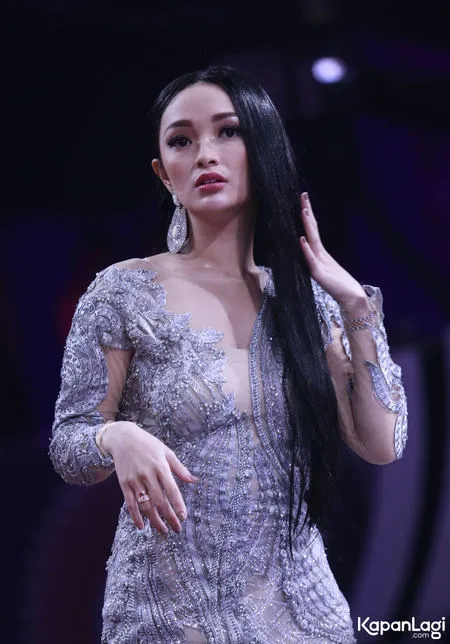 Foto Zaskia Gotik