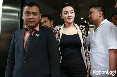Foto Zaskia Gotik