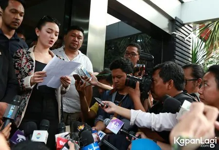Foto Zaskia Gotik