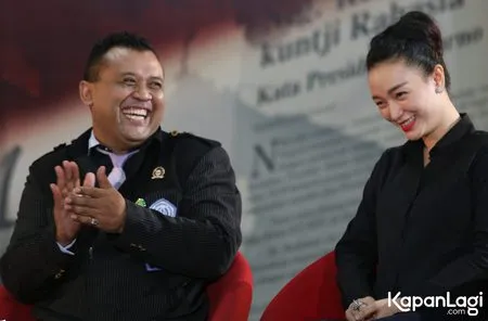 Foto Zaskia Gotik
