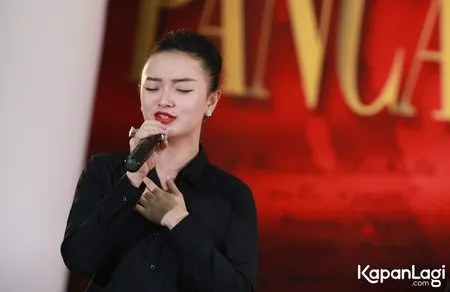 Foto Zaskia Gotik