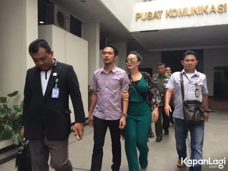 Foto Zaskia Gotik