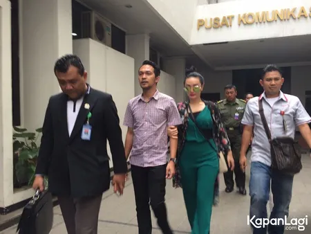 Foto Zaskia Gotik