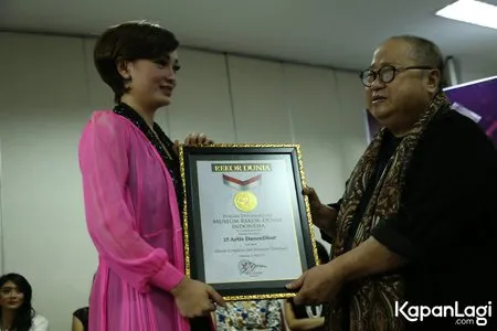 Foto Zaskia Gotik