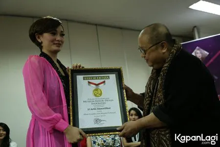 Foto Zaskia Gotik