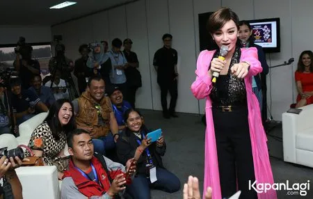 Foto Zaskia Gotik
