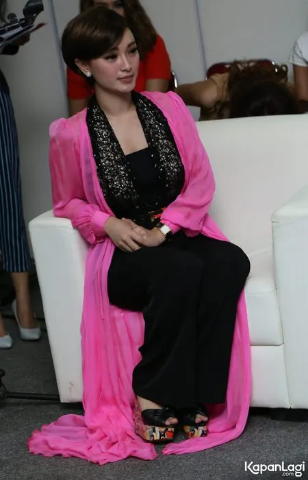 Foto Zaskia Gotik