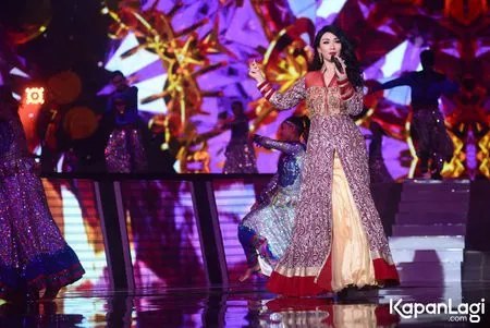 Foto Zaskia Gotik