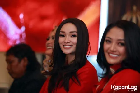 Foto Zaskia Gotik