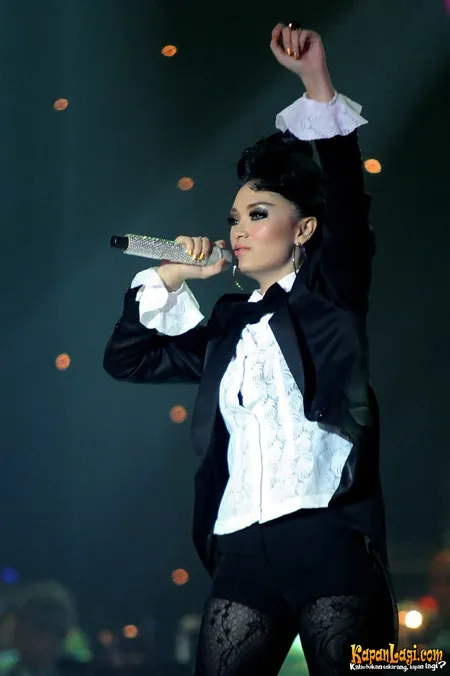 Foto Zaskia Gotik