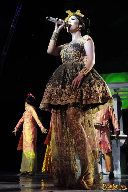 Foto Zaskia Gotik