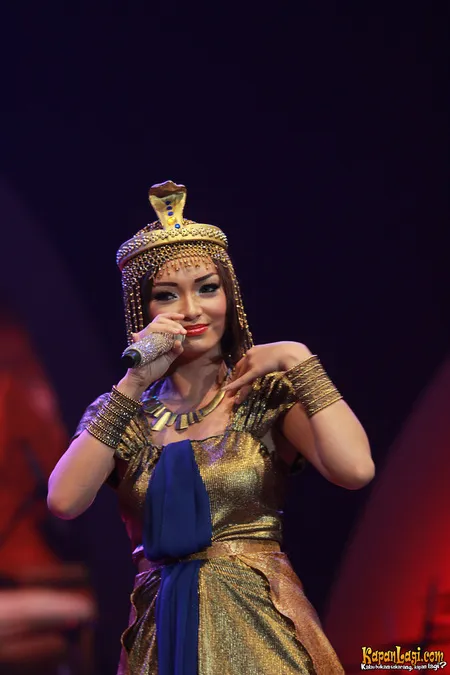 Foto Zaskia Gotik