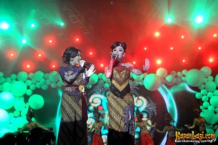 Foto Zaskia Gotik