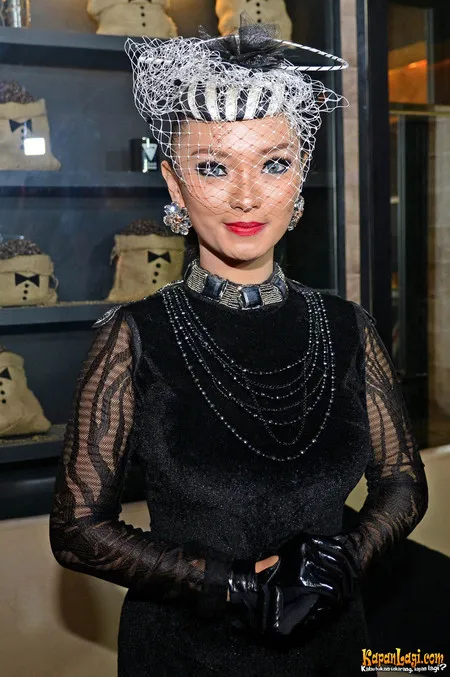 Foto Zaskia Gotik