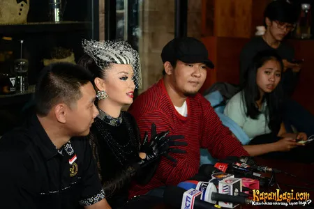 Foto Zaskia Gotik