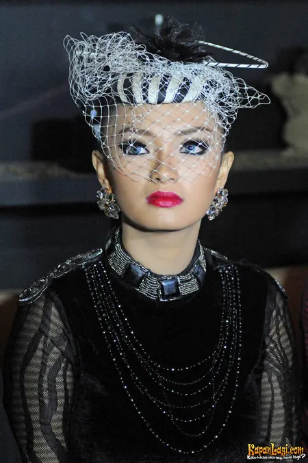 Foto Zaskia Gotik