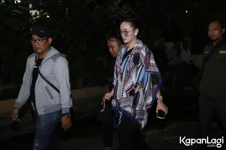Foto Zaskia Gotik