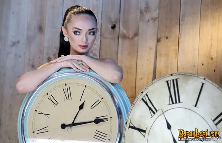 Foto Zaskia Shinta. Nomor Foto: 453