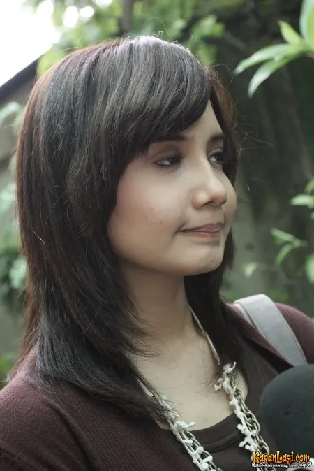 Foto Zaskia Sungkar