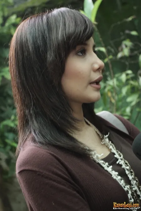 Foto Zaskia Sungkar