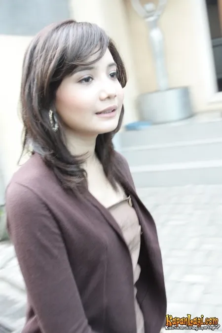 Foto Zaskia Sungkar