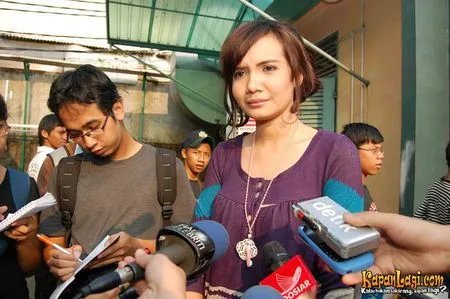 Foto Zaskia Sungkar