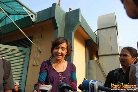 Foto Zaskia Sungkar