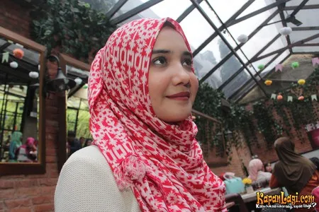 Foto Zaskia Sungkar