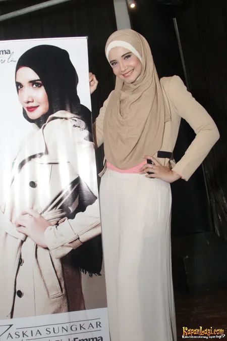 Foto Zaskia Sungkar