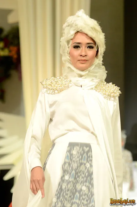 Foto Zaskia Sungkar