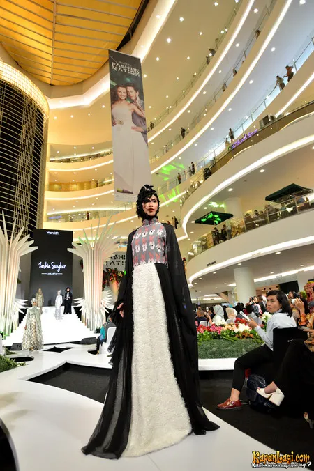 Foto Zaskia Sungkar