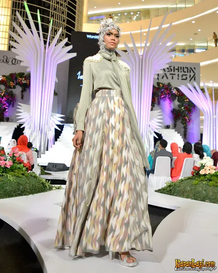 Foto Zaskia Sungkar