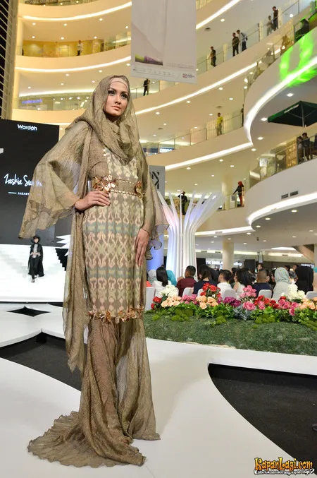 Foto Zaskia Sungkar